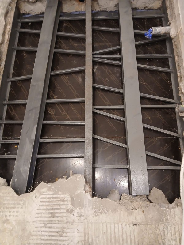 Confortement d'un plancher en voutain en brique détérioré à Marseille