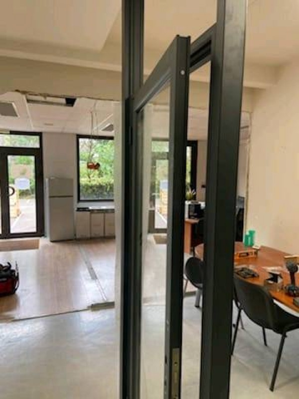 Création d' open space et aménagement de bureau à Gémenos