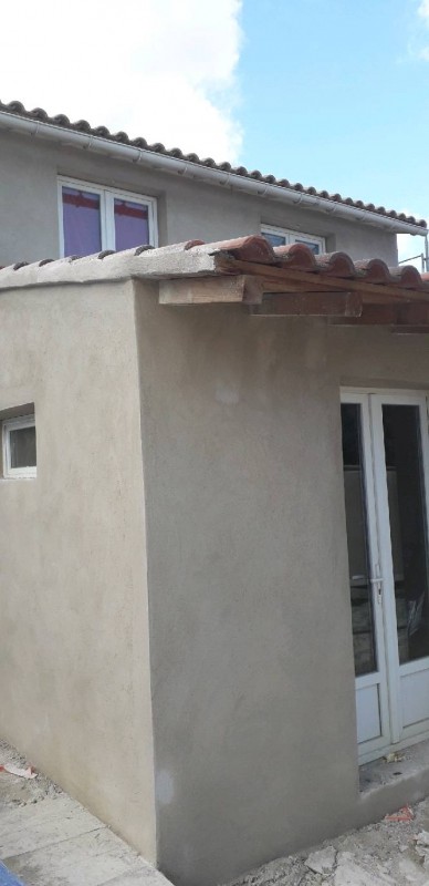 Rénovation d'une façade pour une maison à étage sur Avignon dans le Vaucluse