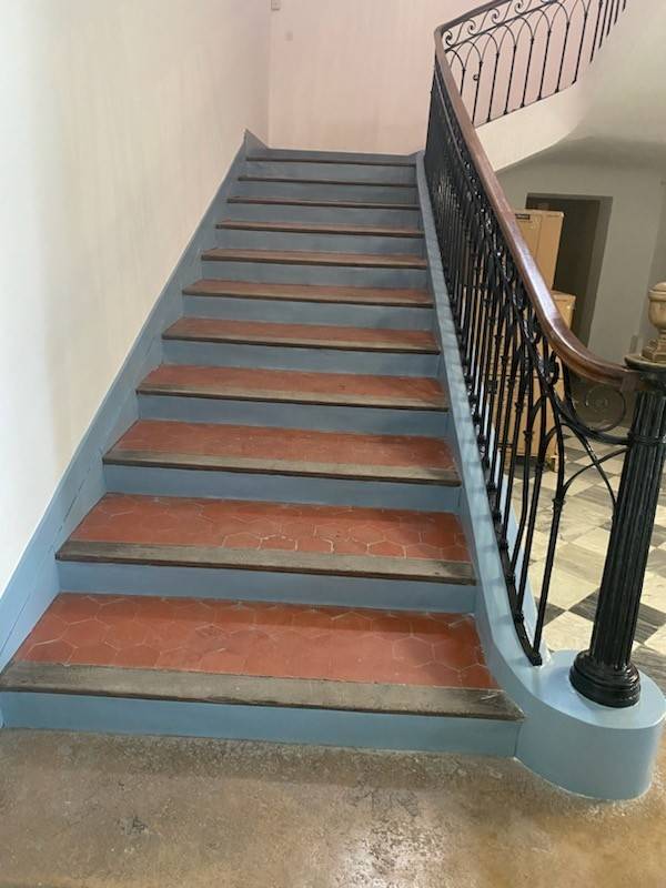 Travaux de rénovation d'un immeuble à Simiane